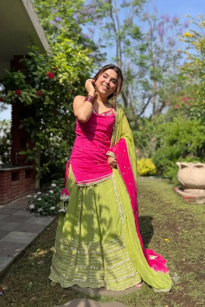 STD 6146 Chinon Silk With Zari Embroidered Work Top Lehenga Set Wholesale Supplier