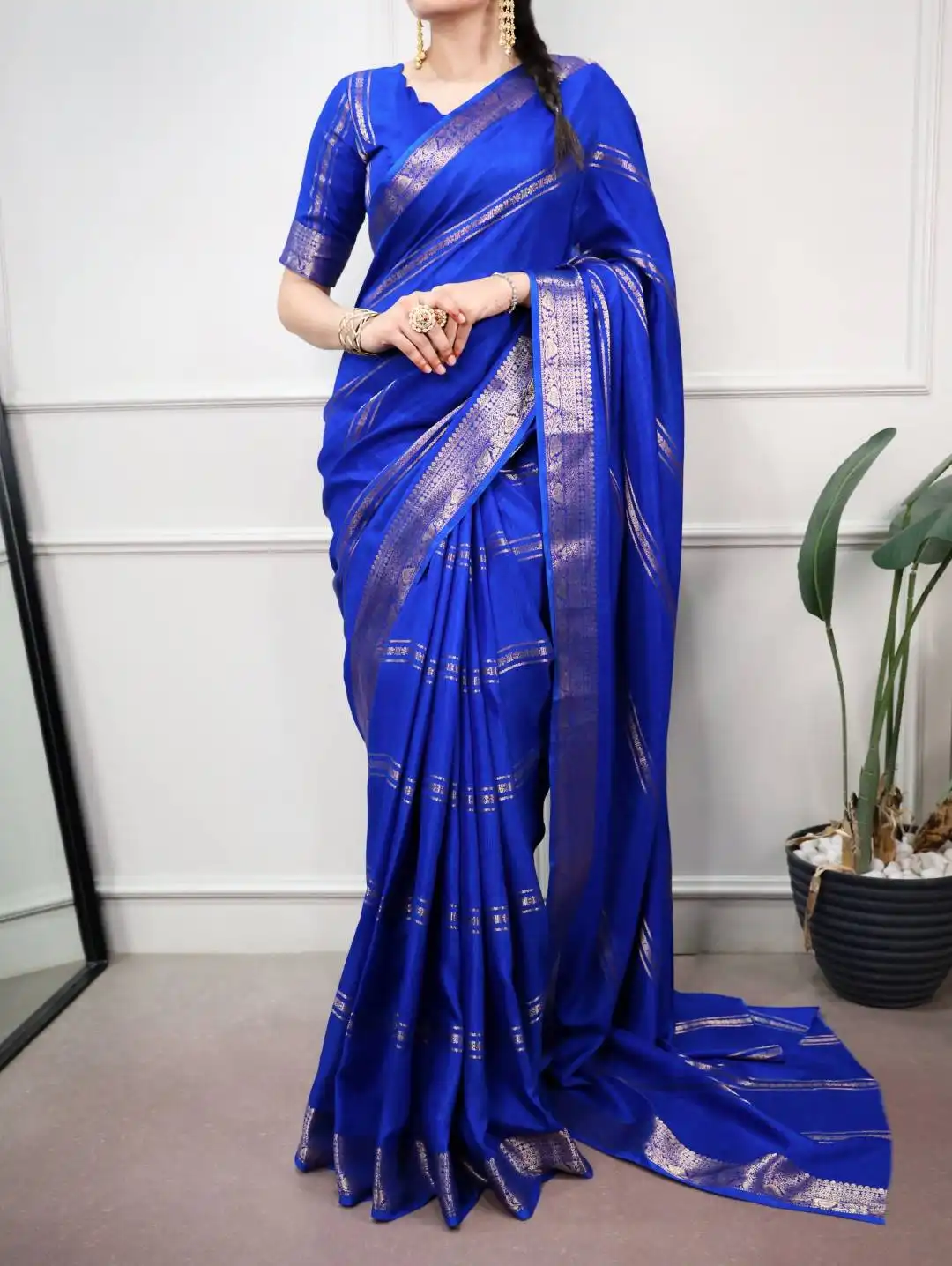 WMN 7920 Dola Silk With Zari Weaving Work Saree Wholesale Supplier
